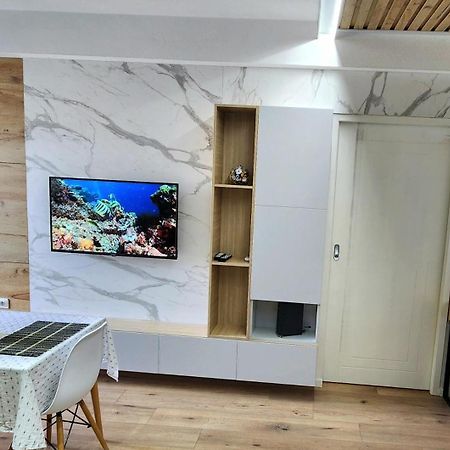 Avalona Apartment 1 Vlorë Eksteriør billede